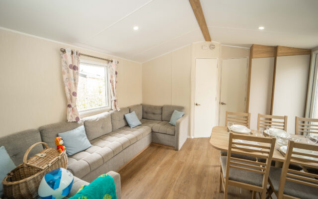 deckhouse lounge