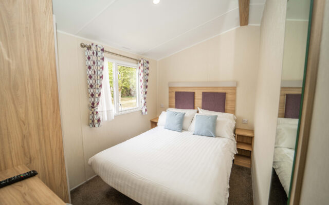 deckhouse twin bedroom